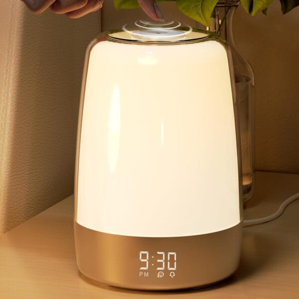 asdjfbasjdbvjasbdvas Réveil luminothérapie sur une table