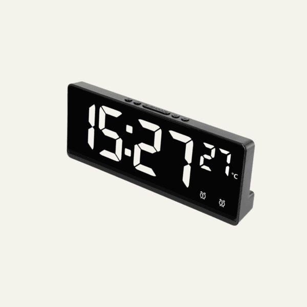 Réveil gros chiffres vue de côté