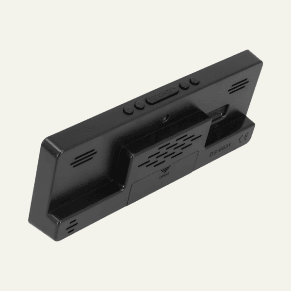 Réveil gros chiffres vue de derrière