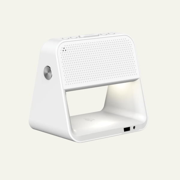 Réveil lumineux la nuit de dos