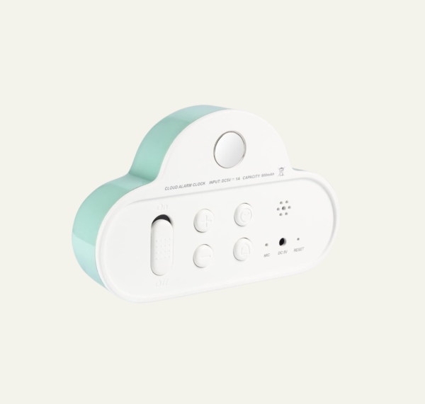 Réveil nuage bleu vue par derrière