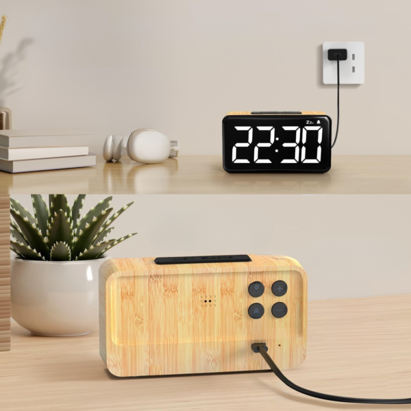 Réveil led bois de face et de dos